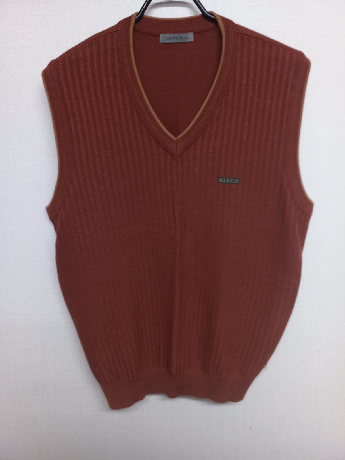 가르시아 브이넥 니트조끼 브라운 105